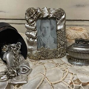 Vintage Elegant Silver Floral Picture Frame